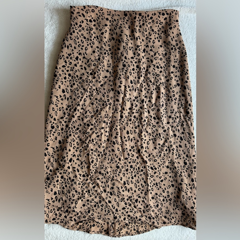 Reformation Leopard Print Skirt - Picture 2 of 9
